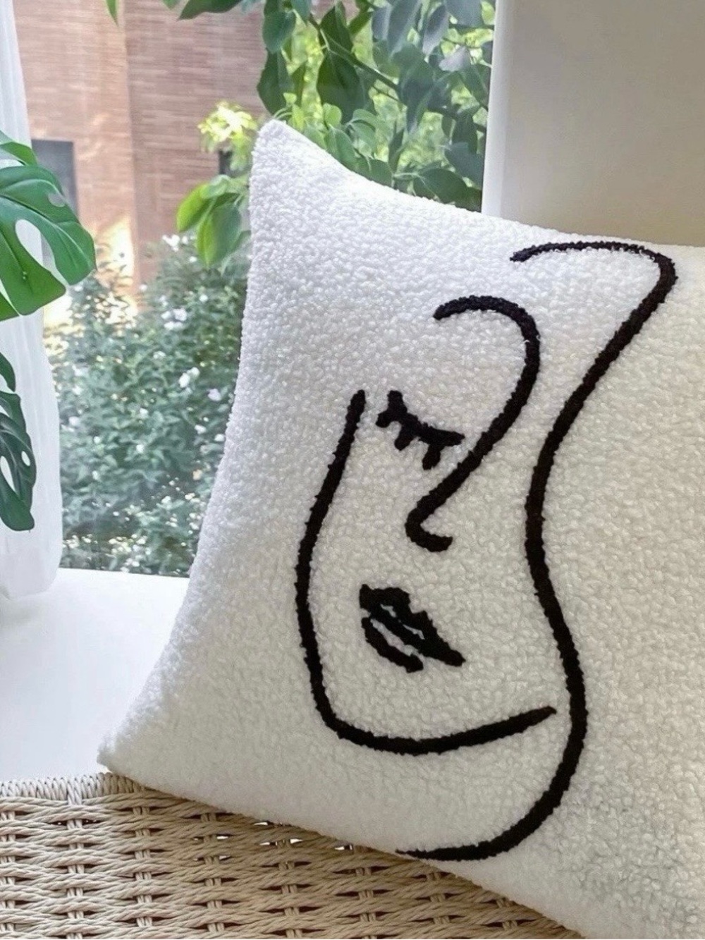 Sherpa Face Outline Accent Pillow Cover- White with Black-18”-NWOT